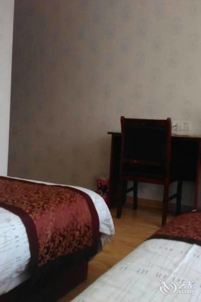 Yinhao Business Hotel 大中镇 外观 照片